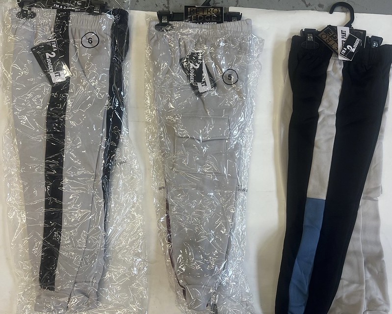 Boys , 2 pack , fleece joggers. Assortment contains 2 Pr