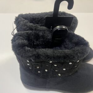 Ladies Uggz style Fur Lined Embellished Boots